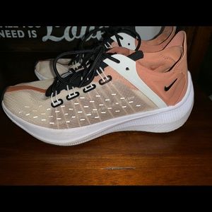 Nike size 6 worn a few times